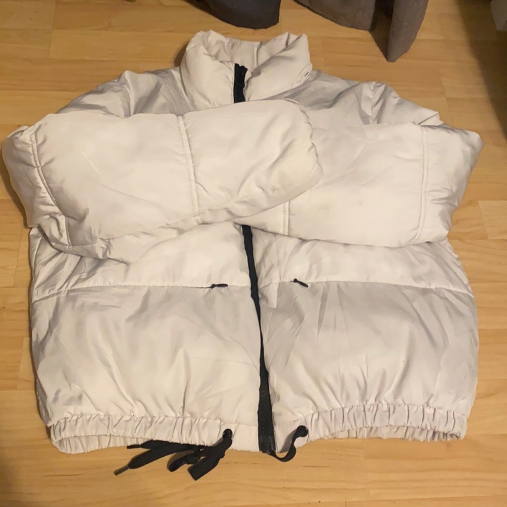 Cropped White Puffer Jacket